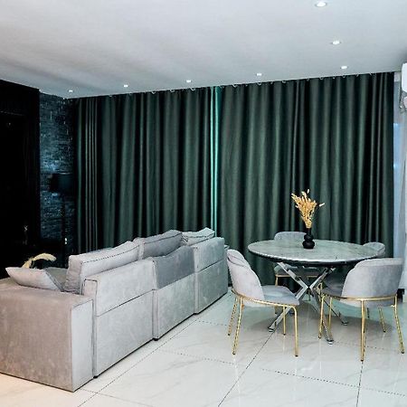 Aparthotel Reddington By Jvte Douala Esterno foto